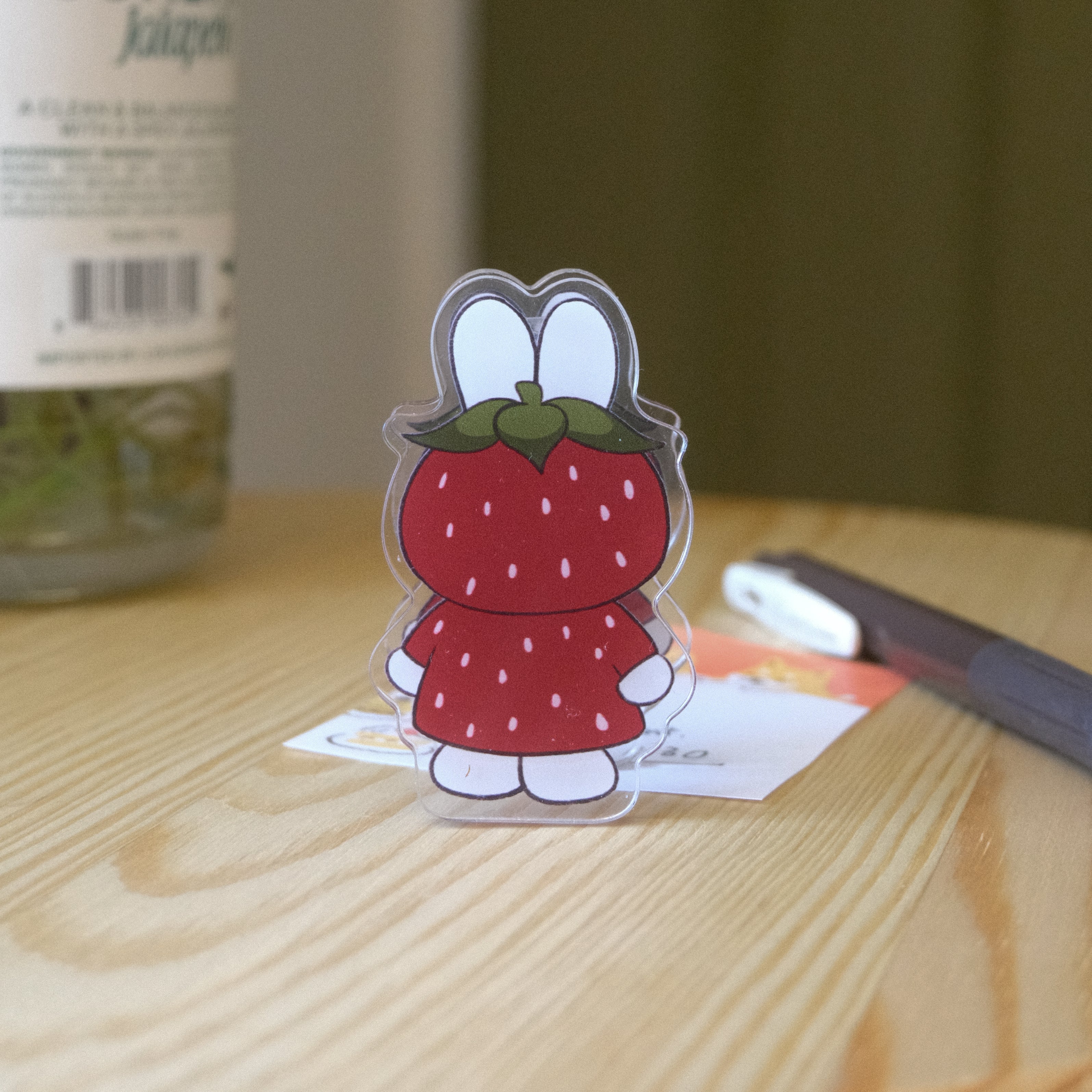 Berry Bunny Picture Clip