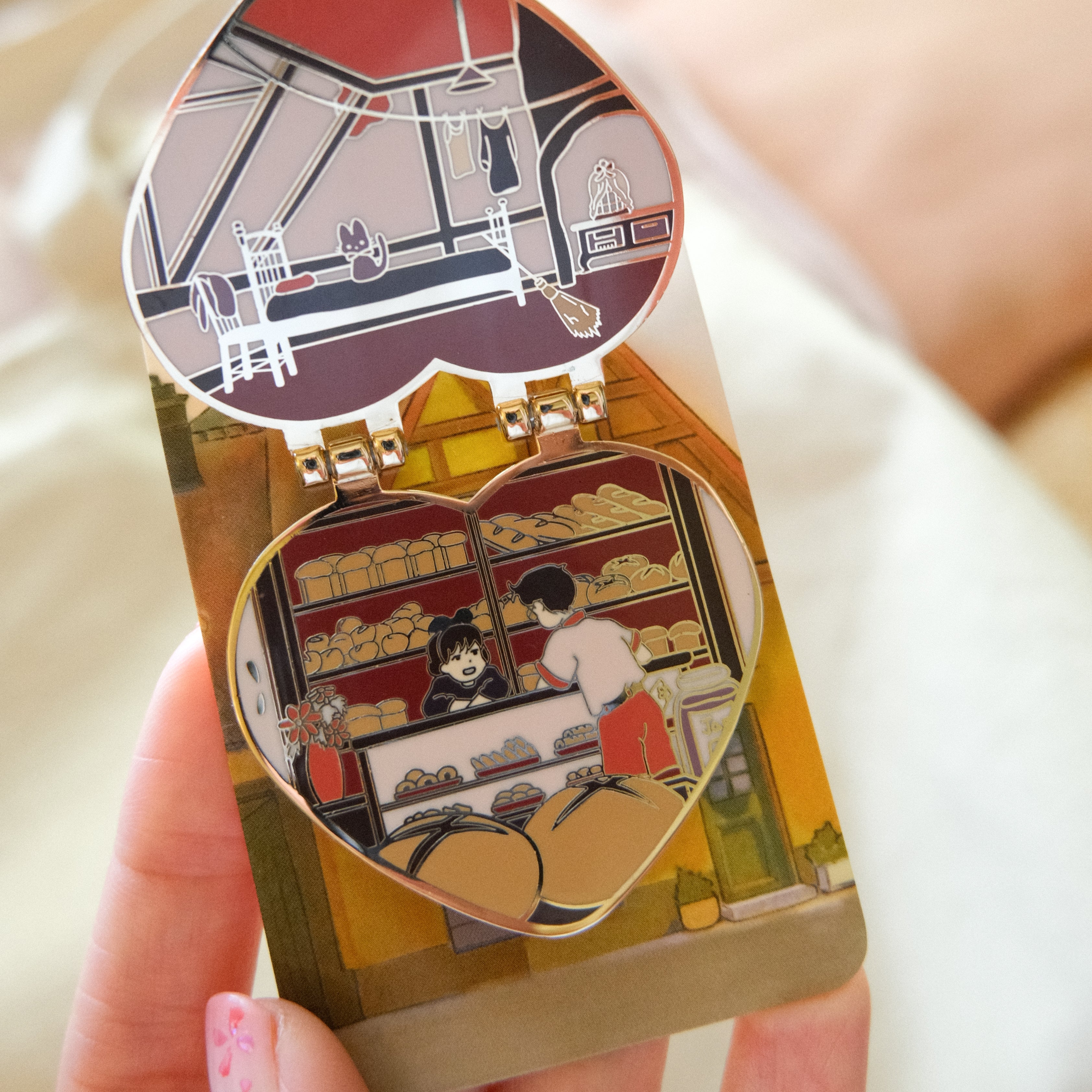 Kiki's World Hinge Pin