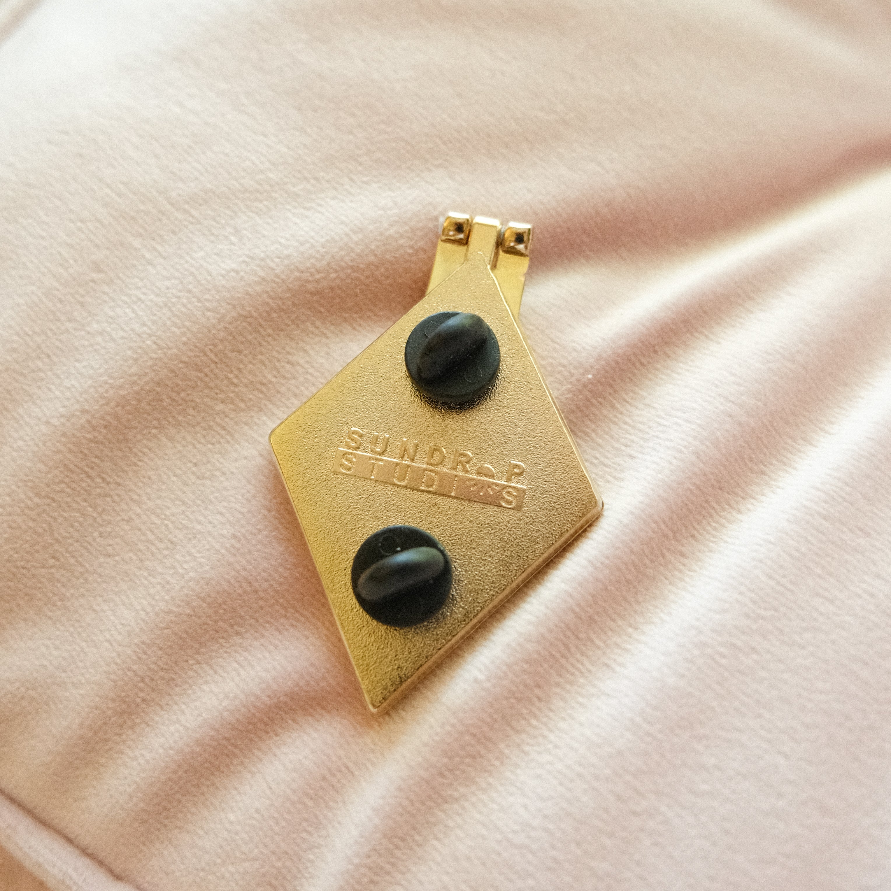 Howl's World Hinge Pin